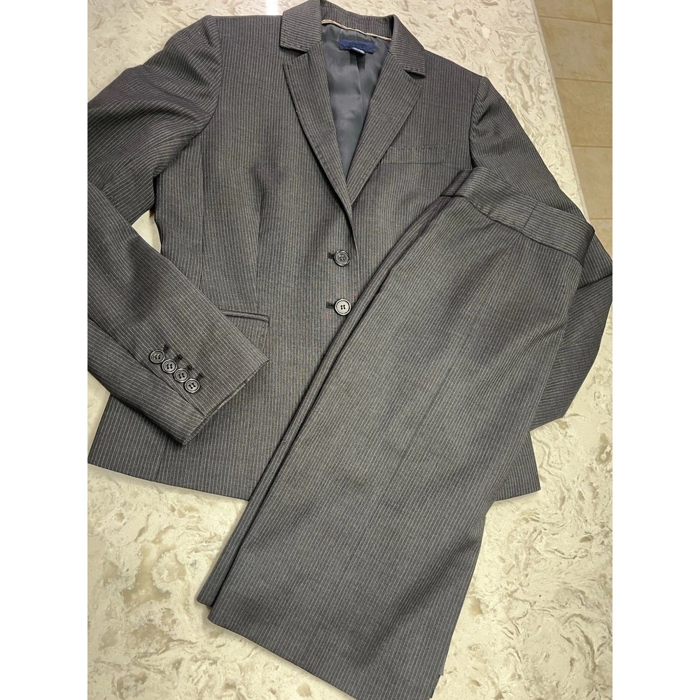 J CREW 2-piece Suit Set Jacket (8) + Skirt (6) Italian Wool Gray Pinstripe